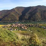 Homestay Weingut Langmayer *